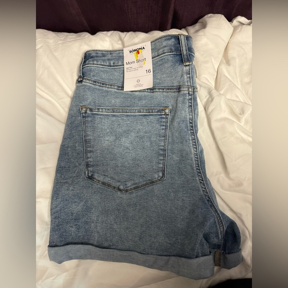 NWT Jean Shorts - SUPER STRETCH - Picture 4 of 5